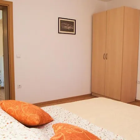 Anna Maria Apartment Promajna